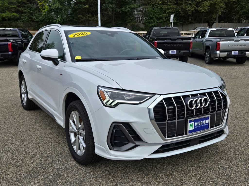 Used 2025 Audi Q3 2.0T Premium AWD/4WD image 8