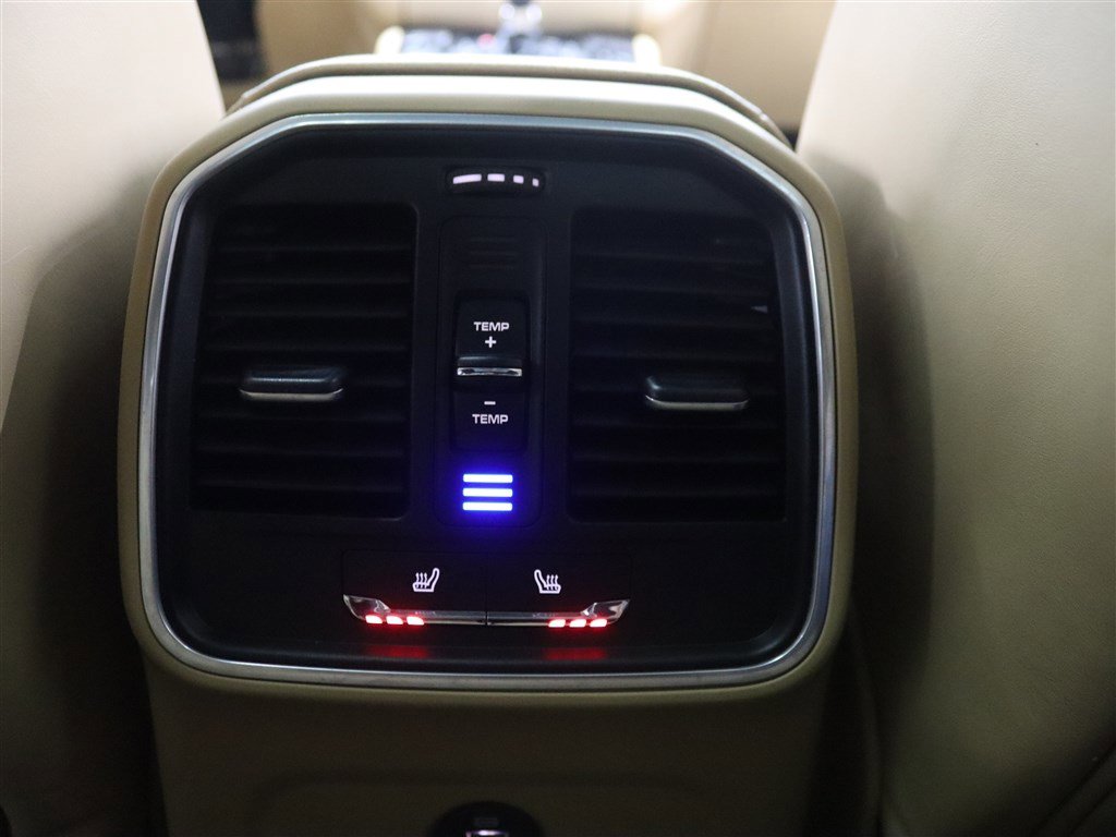 Used 2017 Porsche Macan S AWD/4WD image 25