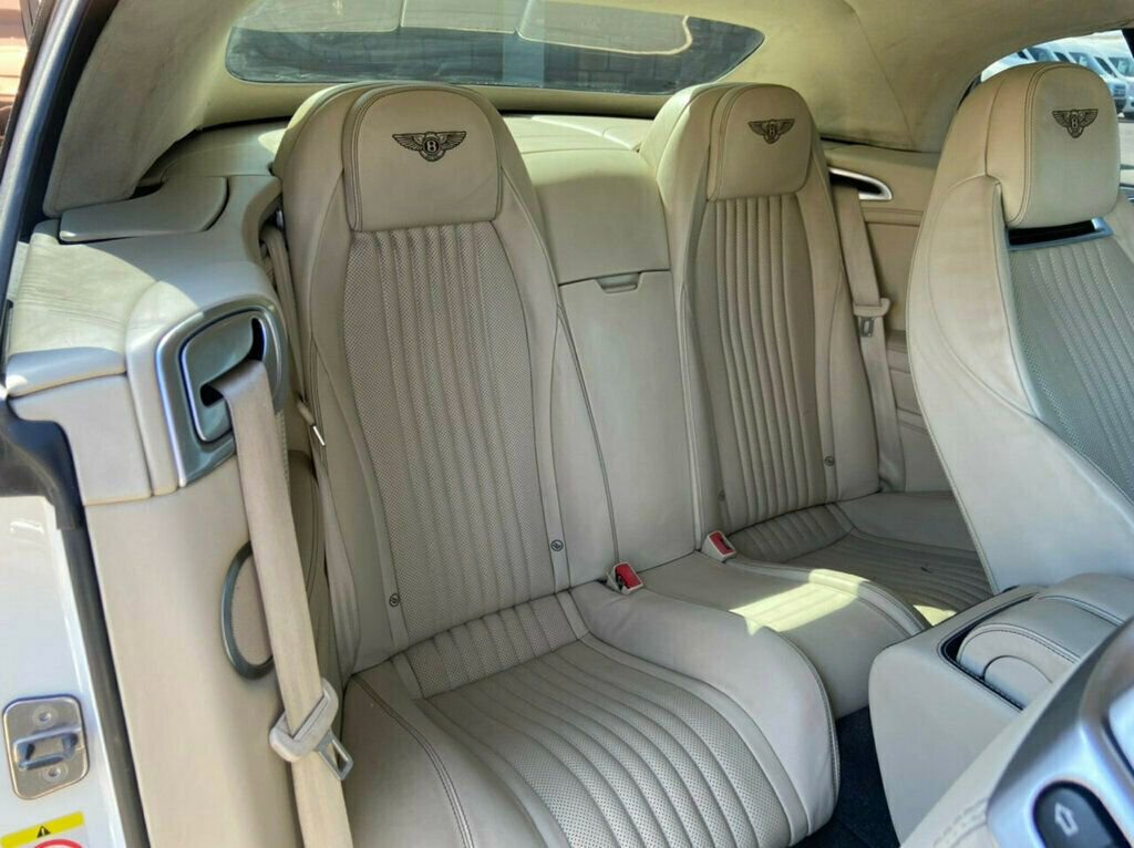 Used 2016 Bentley Continental GT image 18