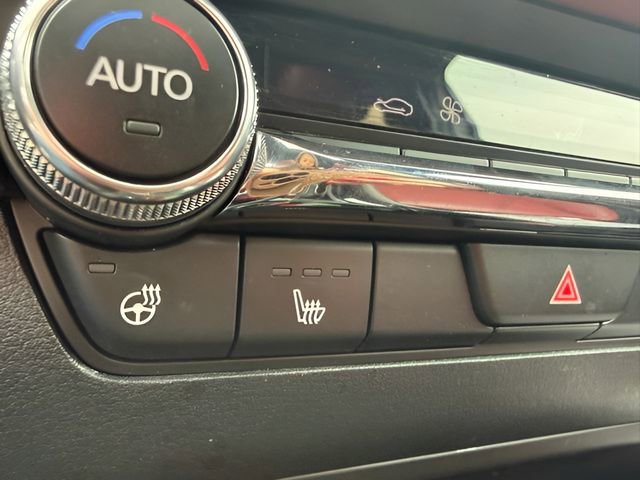 Used 2024 MAZDA MAZDA3 Hatchback w/ Appearance Package image 14