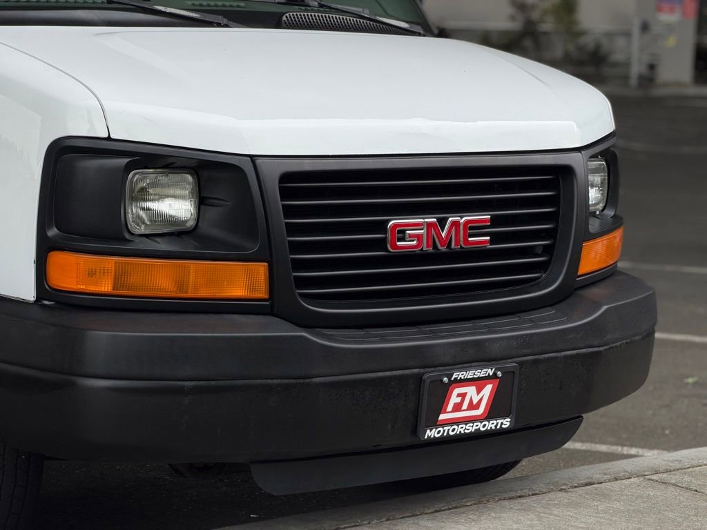 Used 2007 GMC Savana 2500 RWD image 9