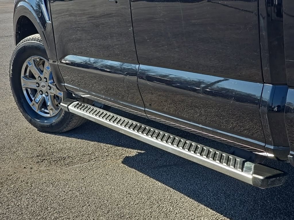 Used 2022 Ford F150 XLT w/ Equipment Group 302A High image 12