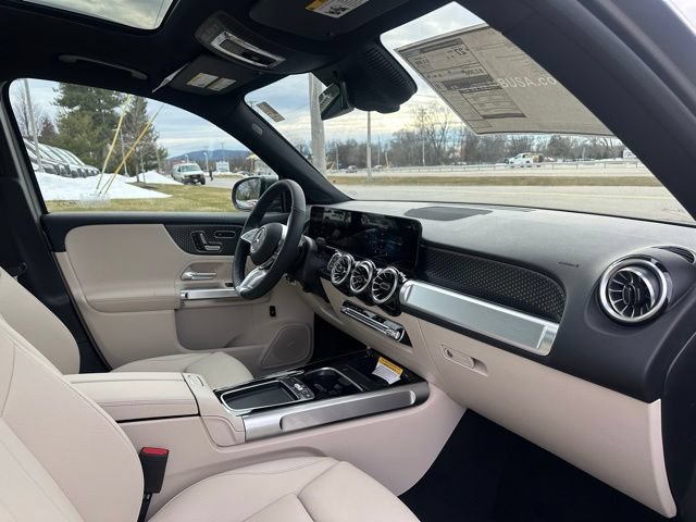 New 2026 Mercedes-Benz GLB 250 4MATIC image 29