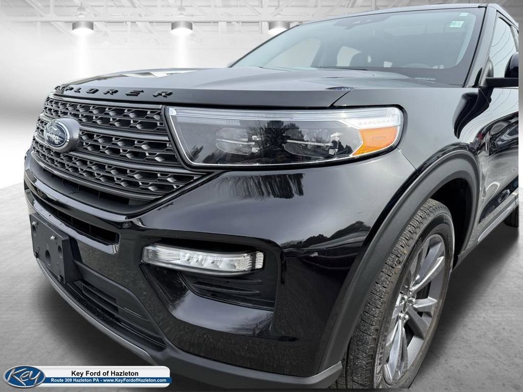 Certified 2022 Ford Explorer XLT w/ Equipment Group 202A image 41