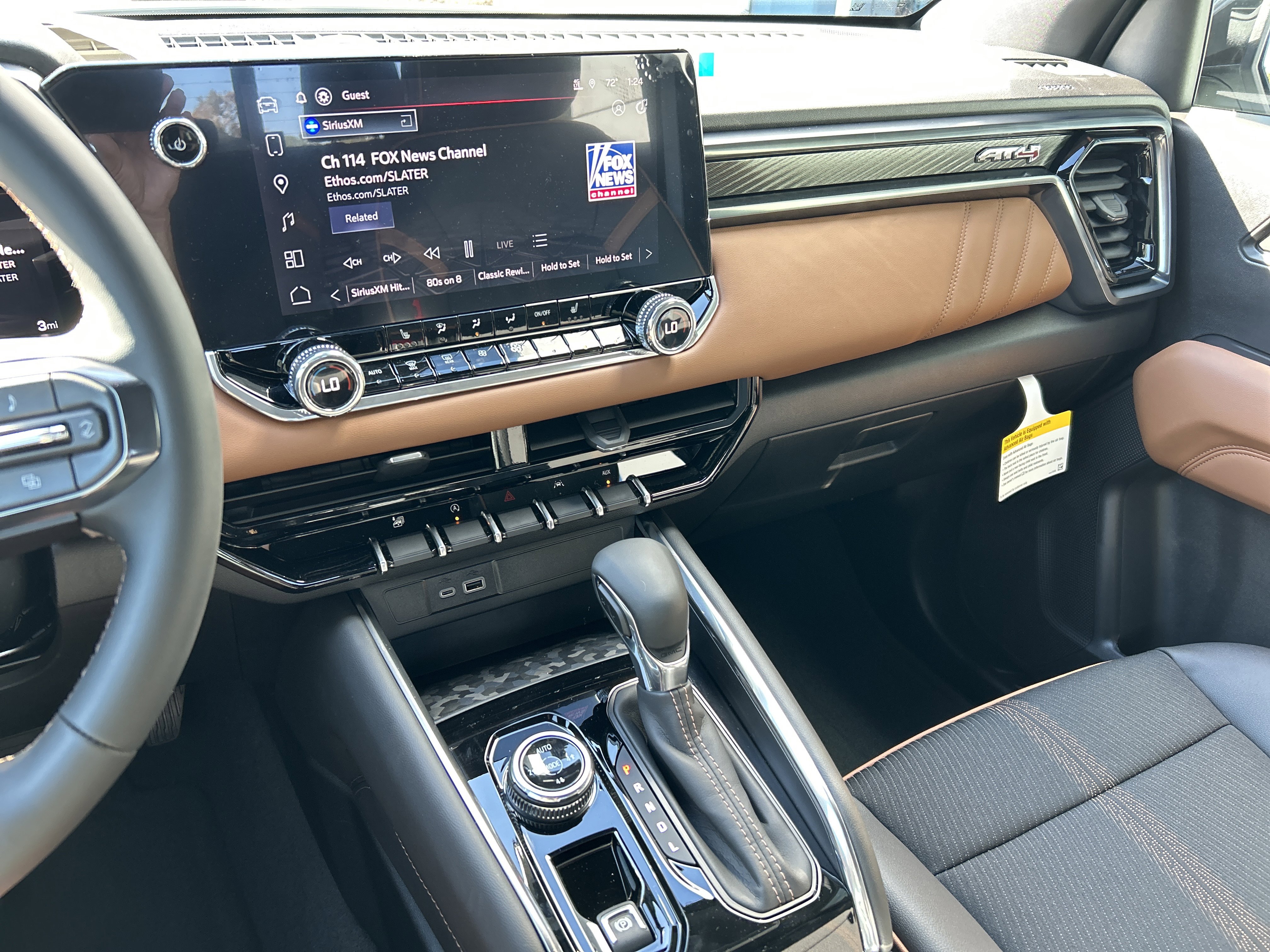 New 2026 GMC Canyon AT4 image 28