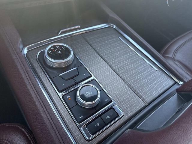 Used 2024 Ford Expedition Max Limited image 28