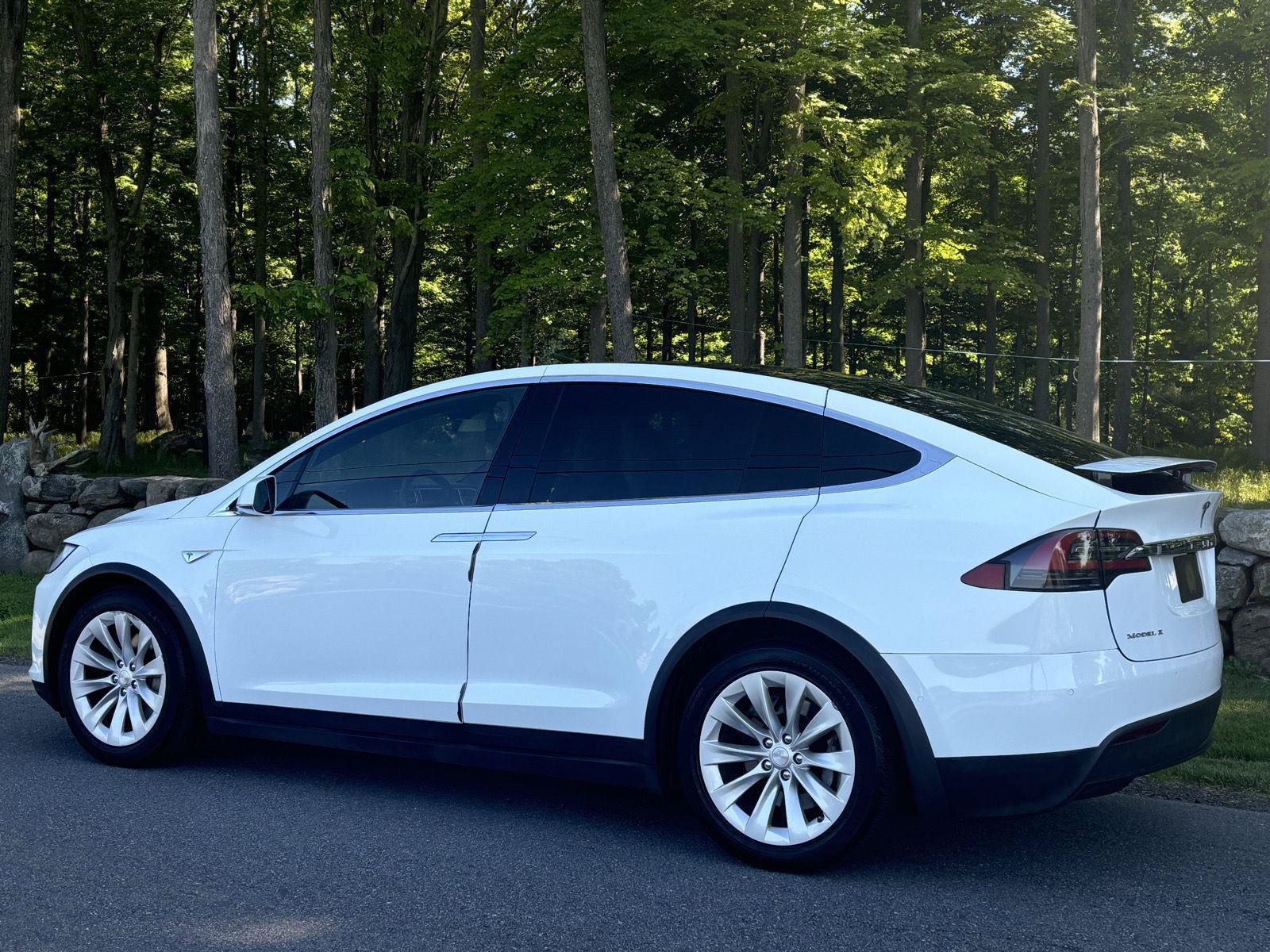 Used 2016 Tesla Model X 90D AWD/4WD image 14