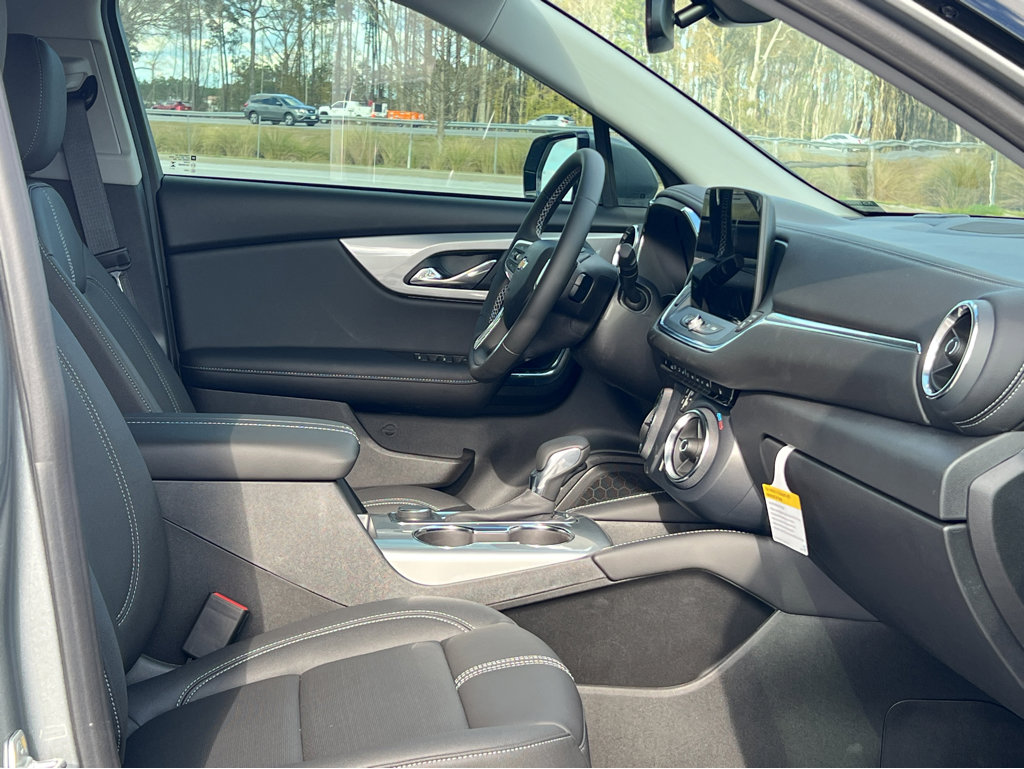 New 2024 Chevrolet Blazer LT image 19