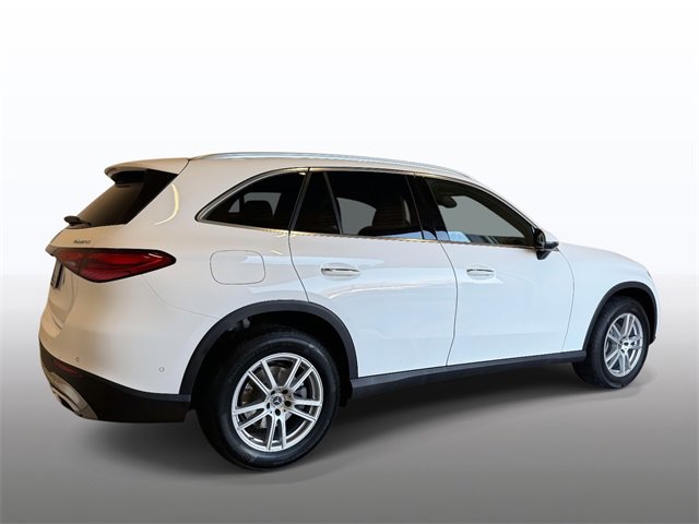 Used 2025 Mercedes-Benz GLC 300 4MATIC image 10