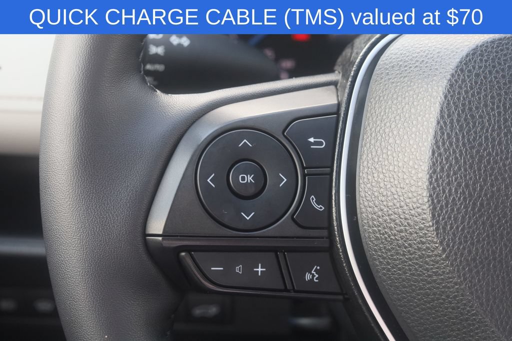 Used 2025 Toyota RAV4 XLE w/ Convenience Package AWD/4WD image 9