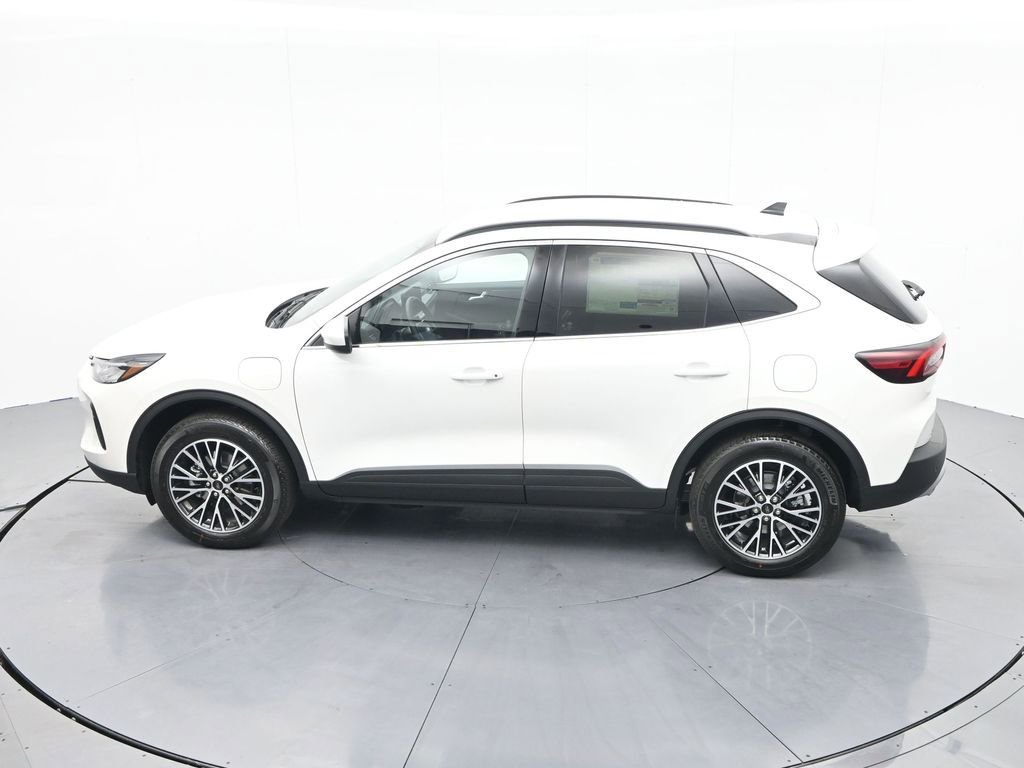 New 2026 Ford Escape SE image 32