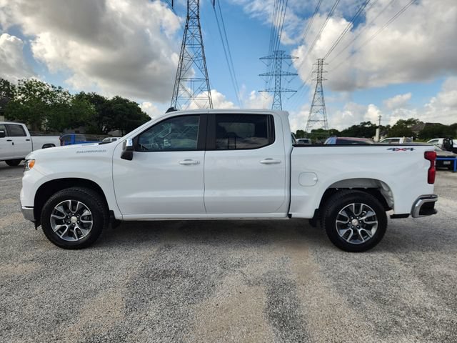 Used 2025 Chevrolet Silverado 1500 LT AWD/4WD image 4