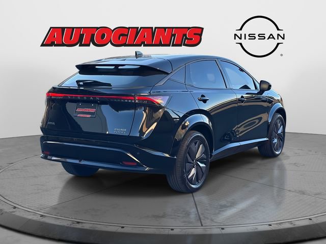 Used 2023 Nissan Ariya AWD image 2