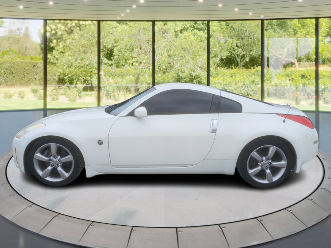 Used 2006 Nissan 350Z Enthusiast w/ (N93) Cargo Convenience Pkg image 8