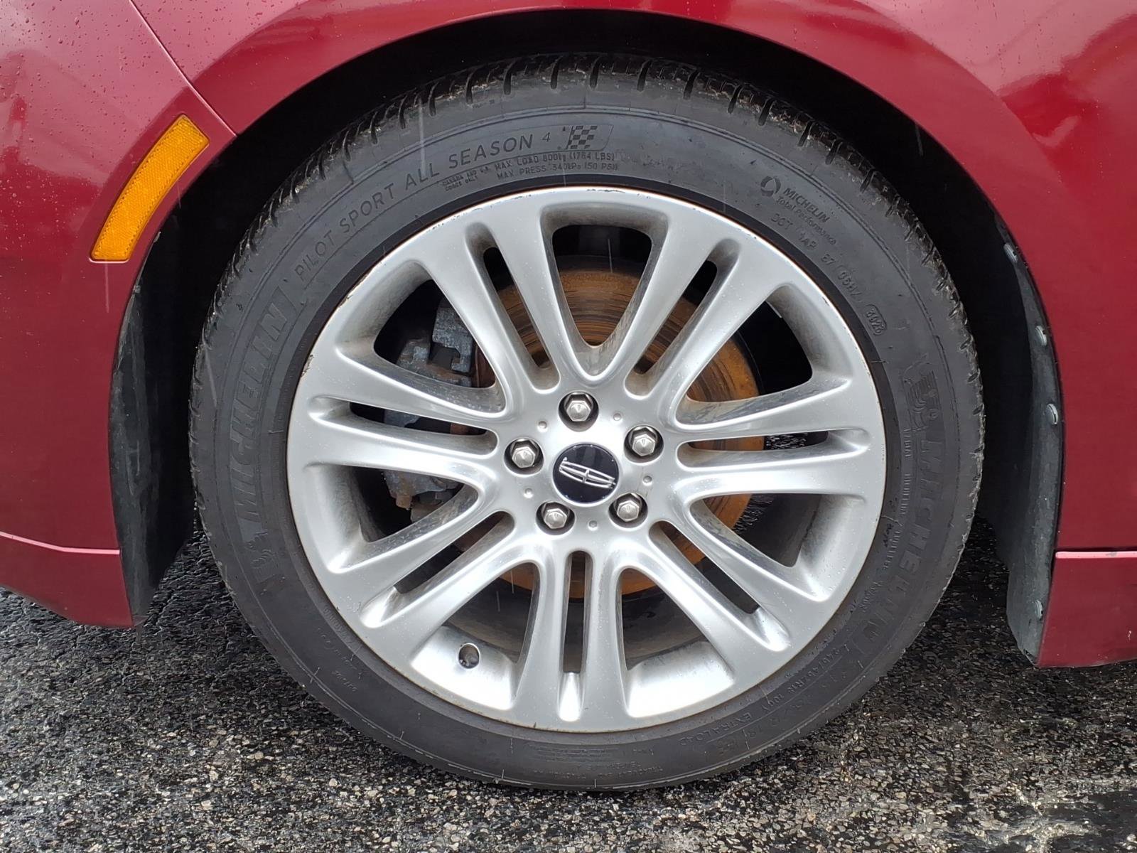 Used 2013 Lincoln MKZ FWD image 8