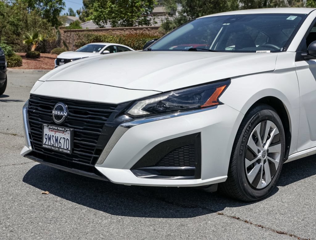 Used 2024 Nissan Altima 2.5 S FWD image 10