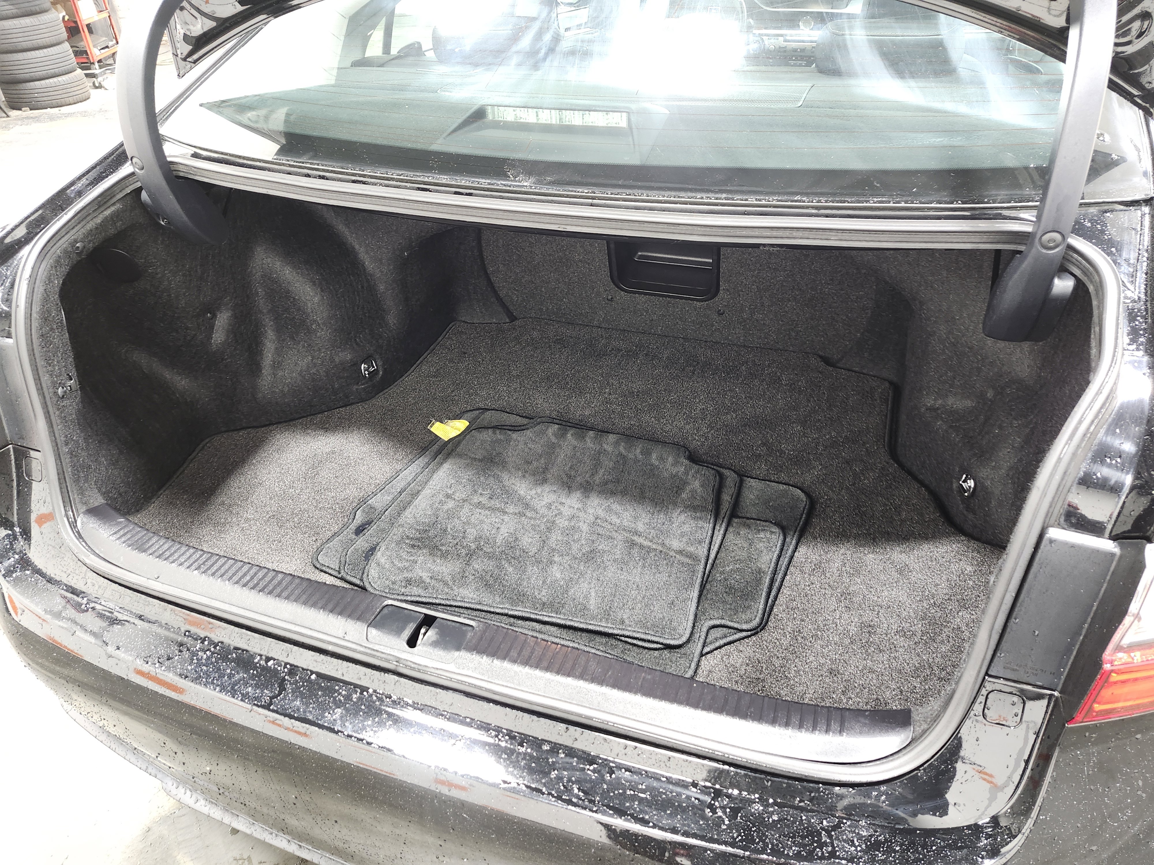 Used 2016 Lexus ES 350 w/ Premium Package w/Wood Trim image 24