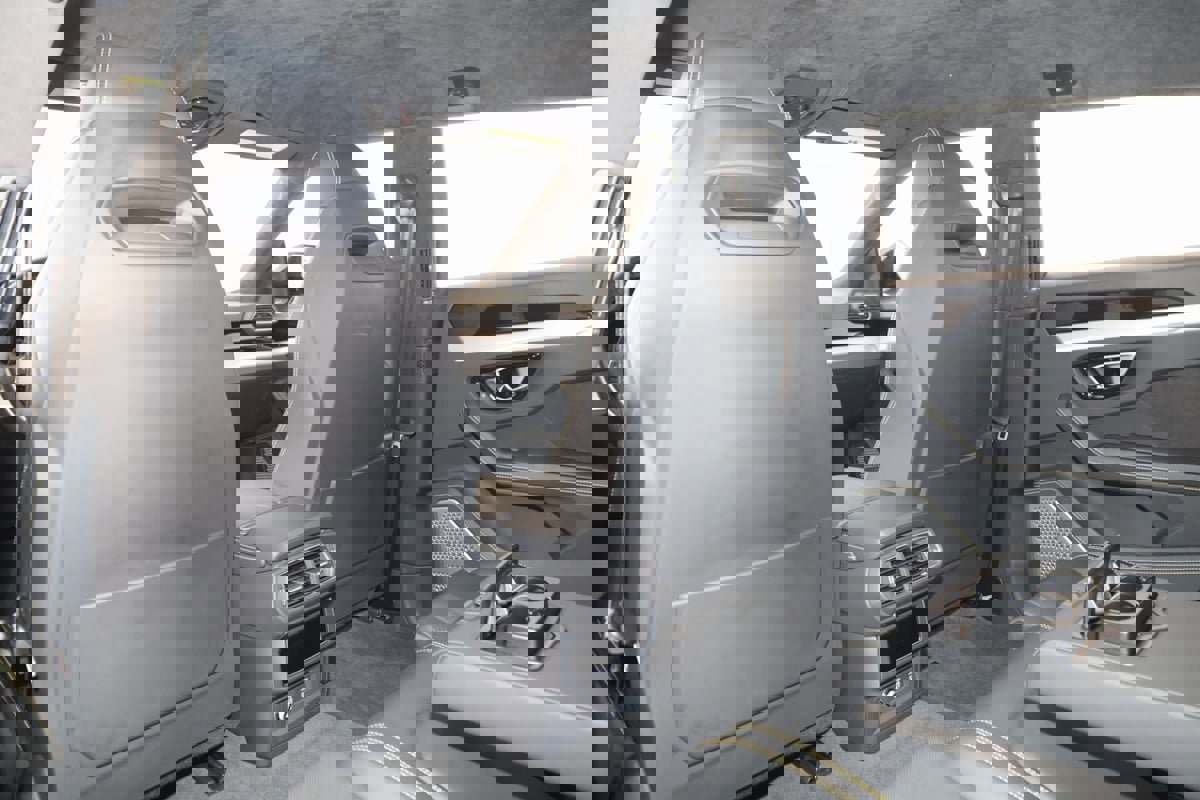 Used 2021 Lamborghini Urus image 98