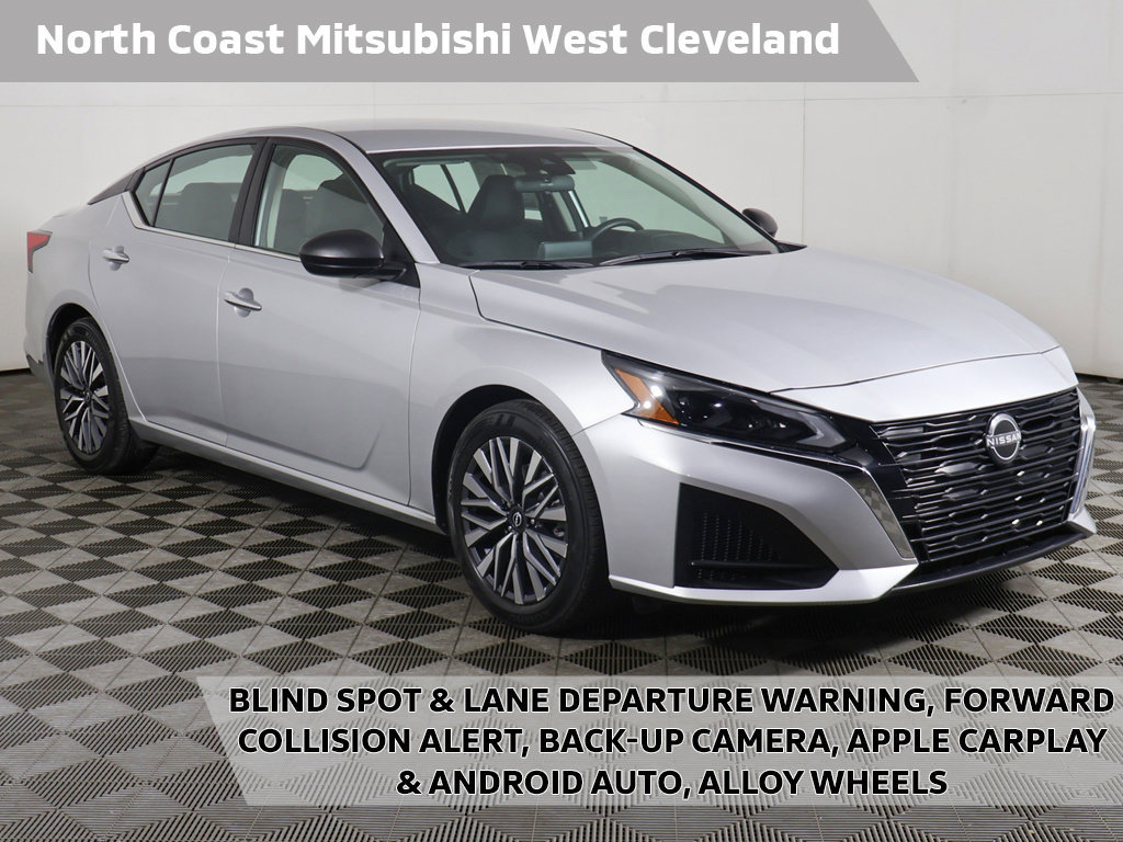 Used 2024 Nissan Altima 2.5 SV