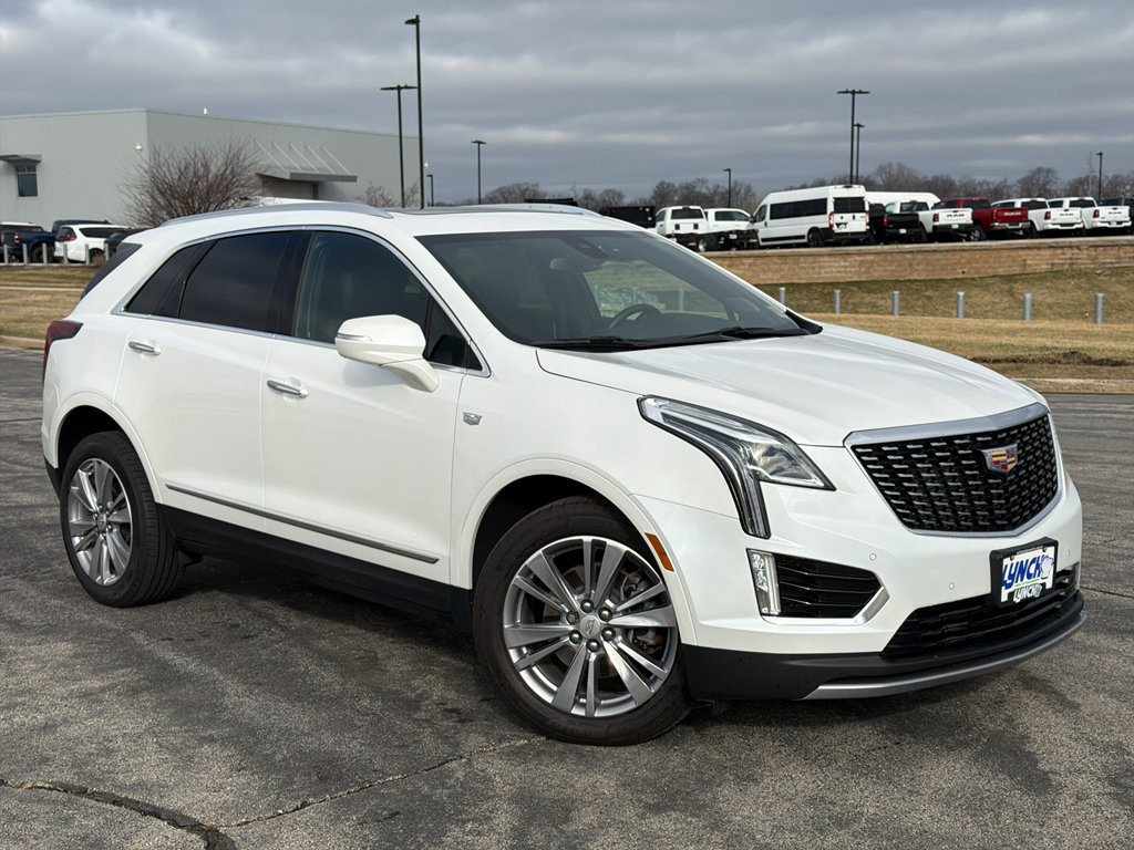 Used 2024 Cadillac XT5 Premium Luxury w/ LPO, Floor Liner Package AWD/4WD image 5