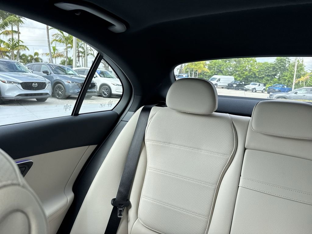 Used 2024 Mercedes-Benz C 300 Sedan image 17