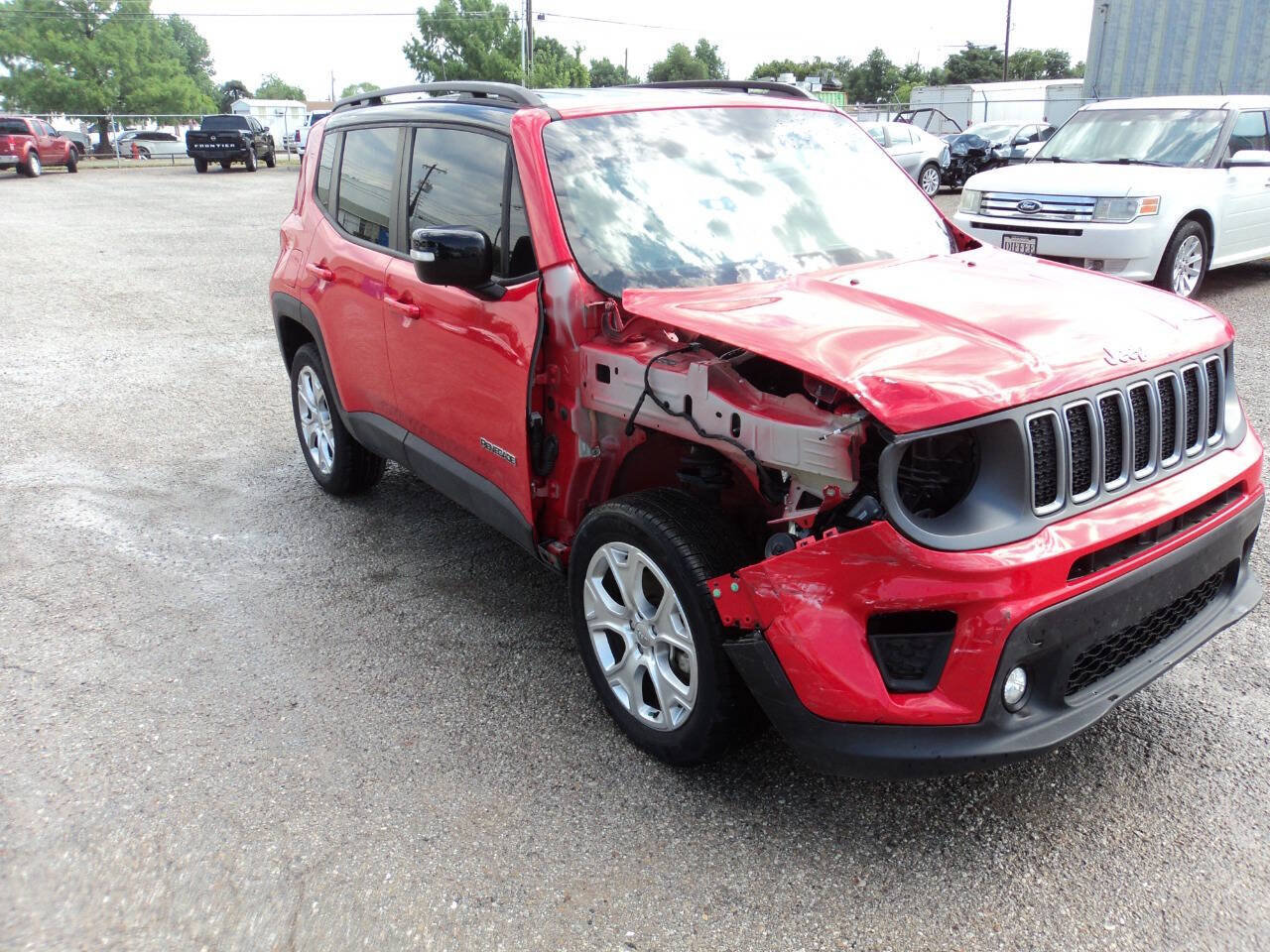 Used 2023 Jeep Renegade Limited AWD/4WD image 2