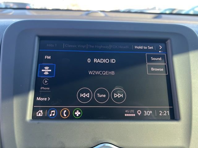 Used 2024 Chevrolet Equinox LS w/ LS Convenience Package image 18