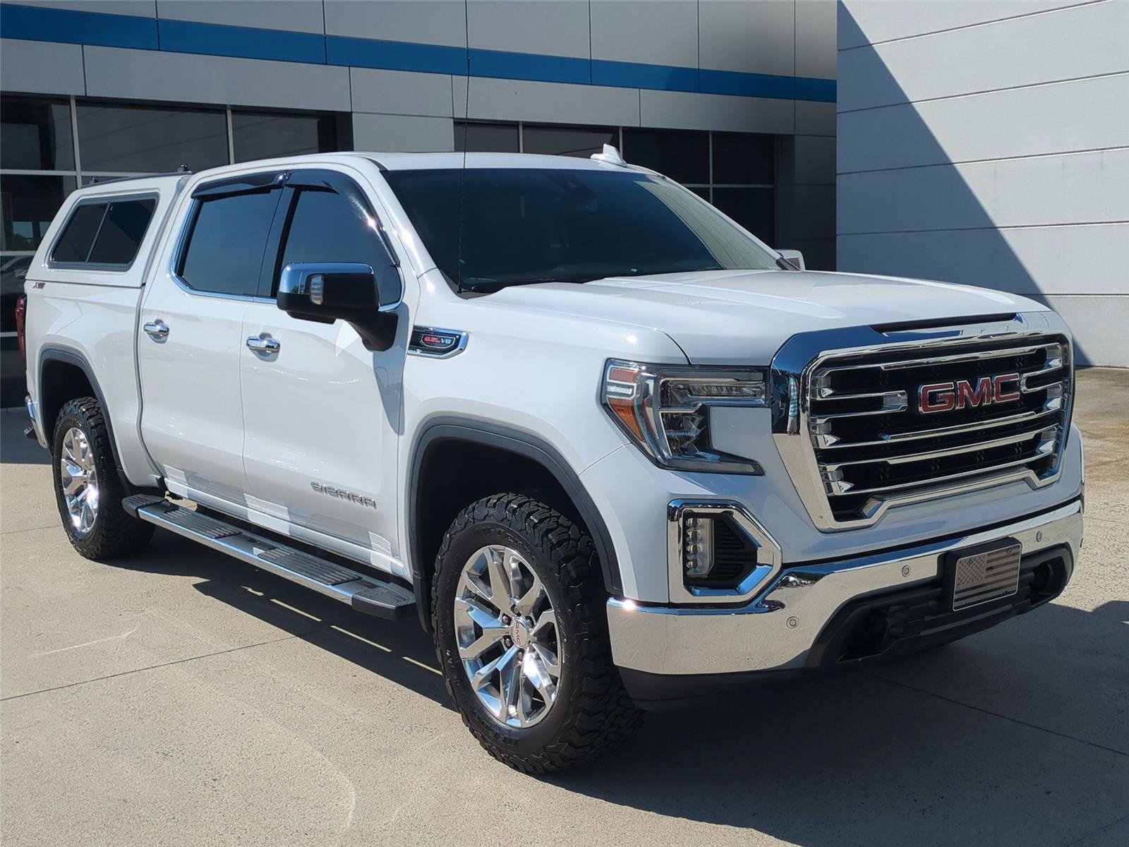 Used 2020 GMC Sierra 1500 SLT w/ SLT Premium Plus Package AWD/4WD image 7