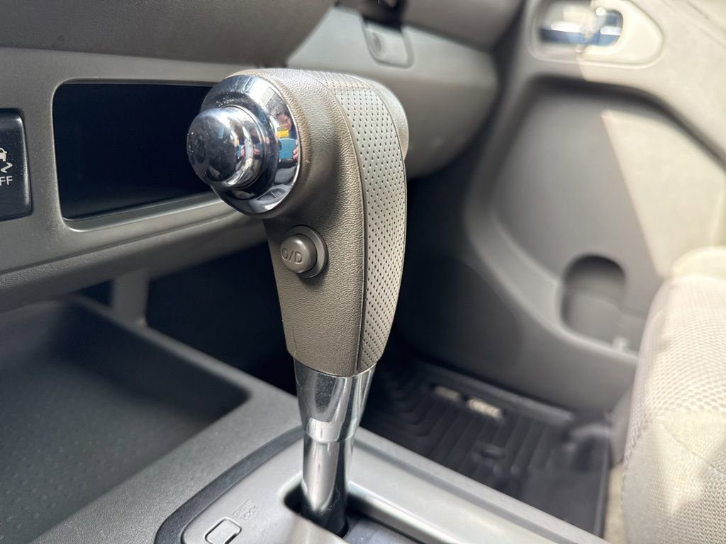 Used 2017 Nissan Frontier SV image 25