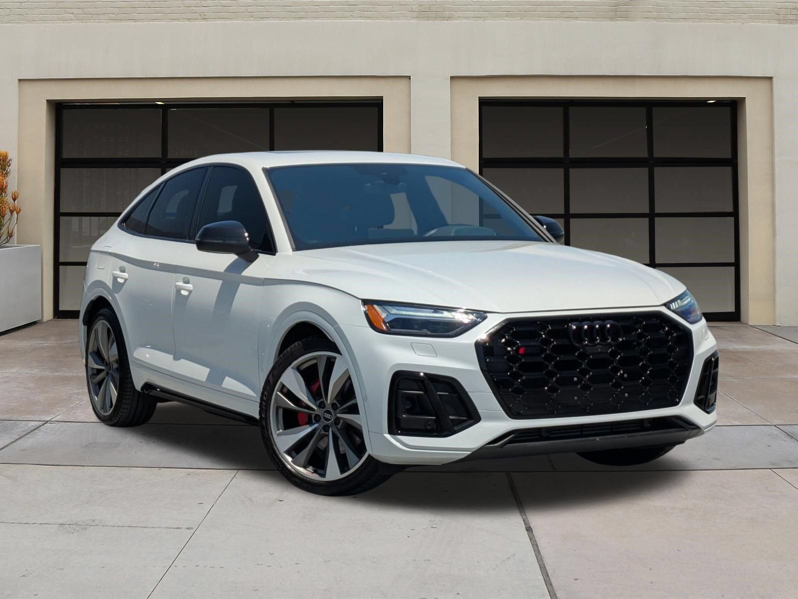 Used 2023 Audi SQ5 Prestige w/ Prestige Package AWD/4WD image 32