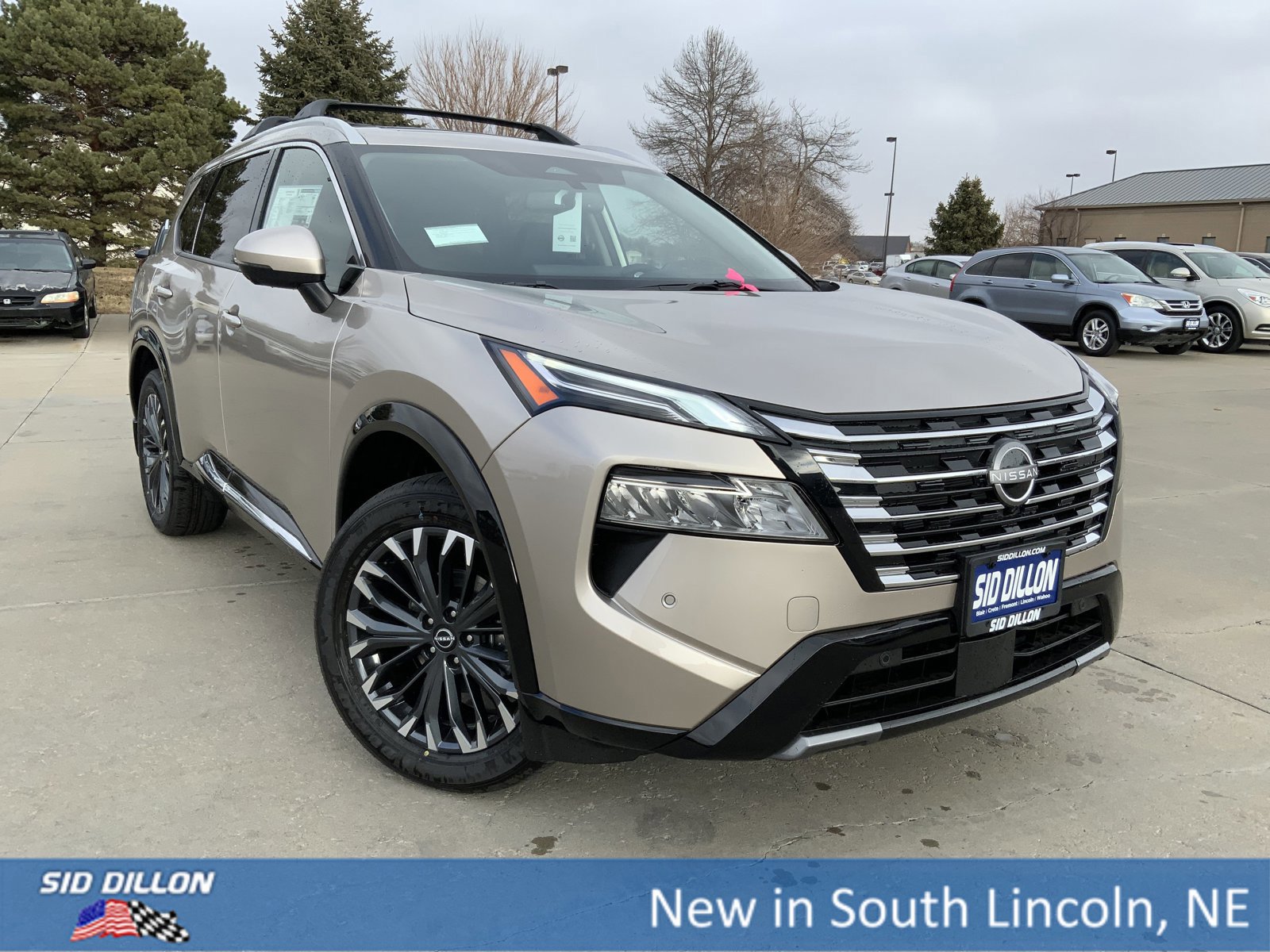 New 2026 Nissan Rogue Platinum w/ Platinum Premium Package image 2