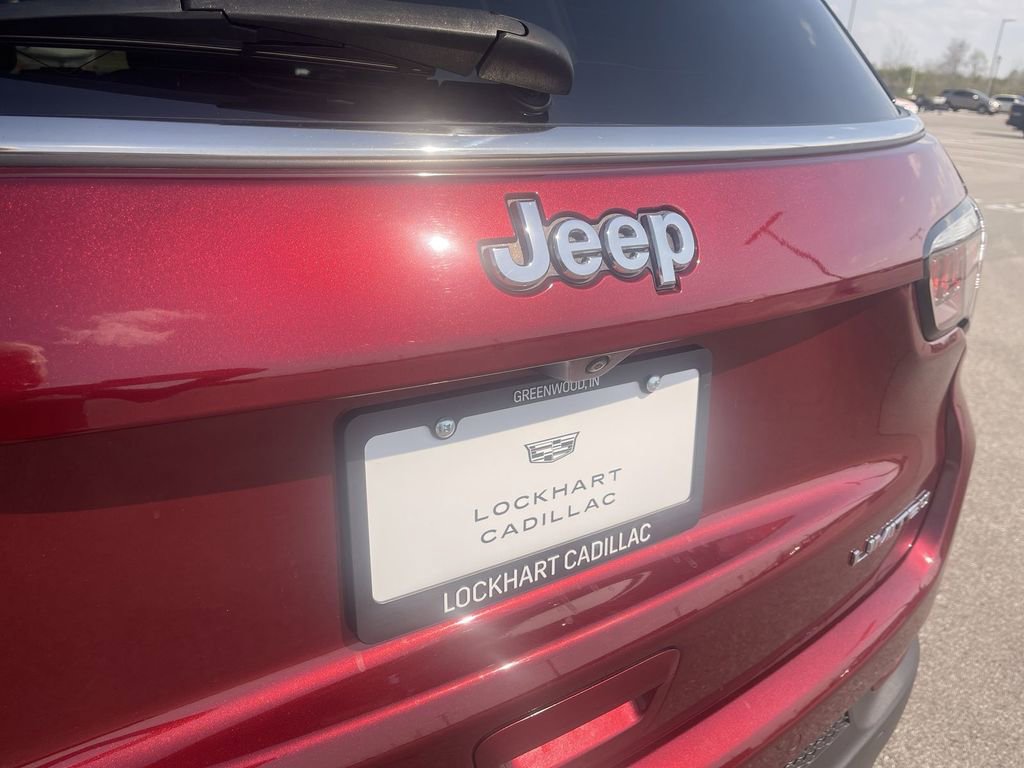 Used 2022 Jeep Compass Limited image 14