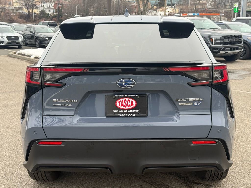 Used 2023 Subaru Solterra Limited image 6