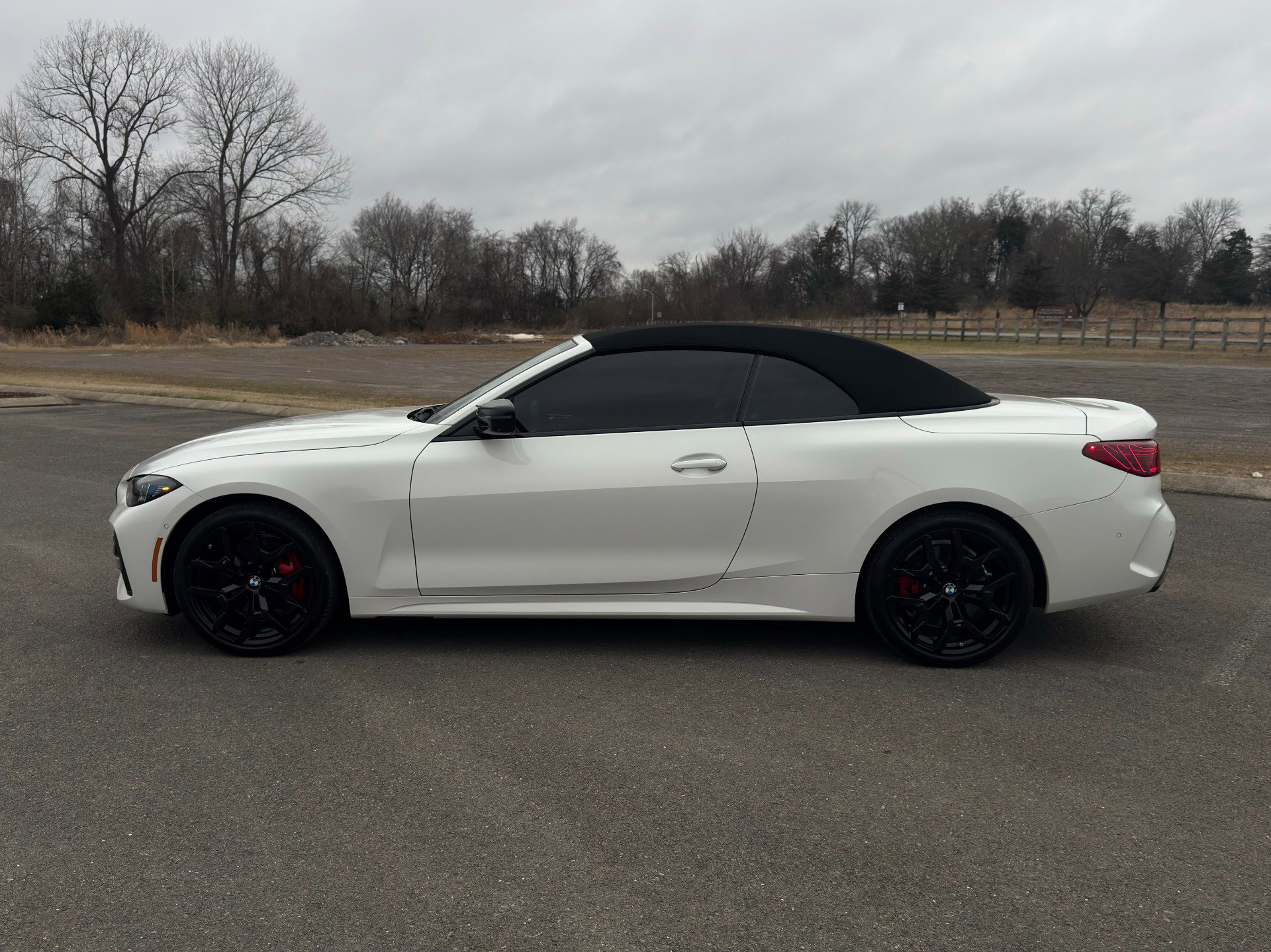 Used 2025 BMW 440i xDrive Convertible w/ Premium Package image 12