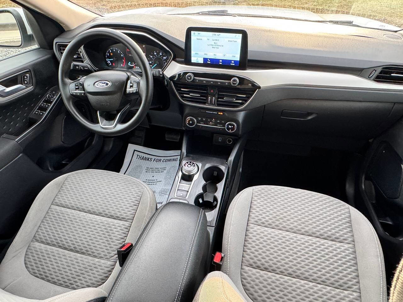 Used 2020 Ford Escape SE image 15