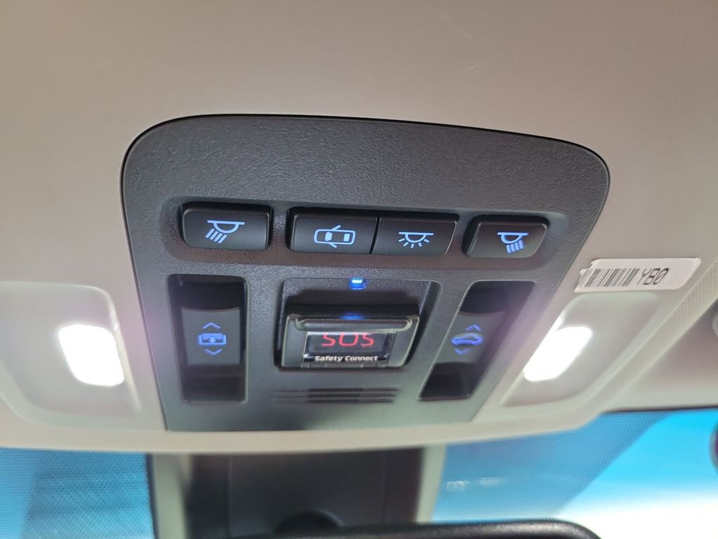 Used 2018 Toyota Camry XSE w/ Driver Assist Package FWD image 40