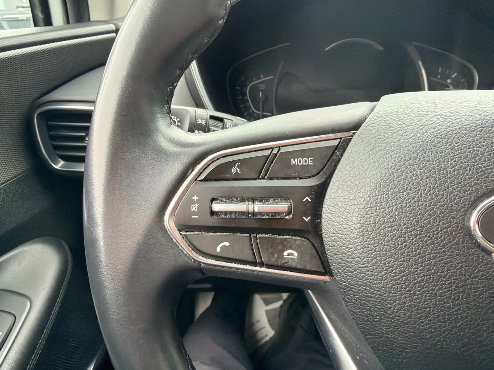 Used 2019 Hyundai Santa Fe SEL image 19