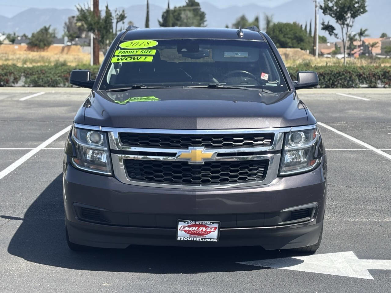 Used 2018 Chevrolet Suburban LT AWD/4WD image 2