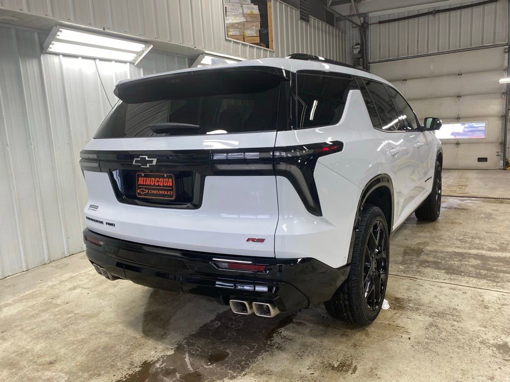 New 2026 Chevrolet Traverse RS w/ LPO, Floor Liner Package AWD/4WD image 13