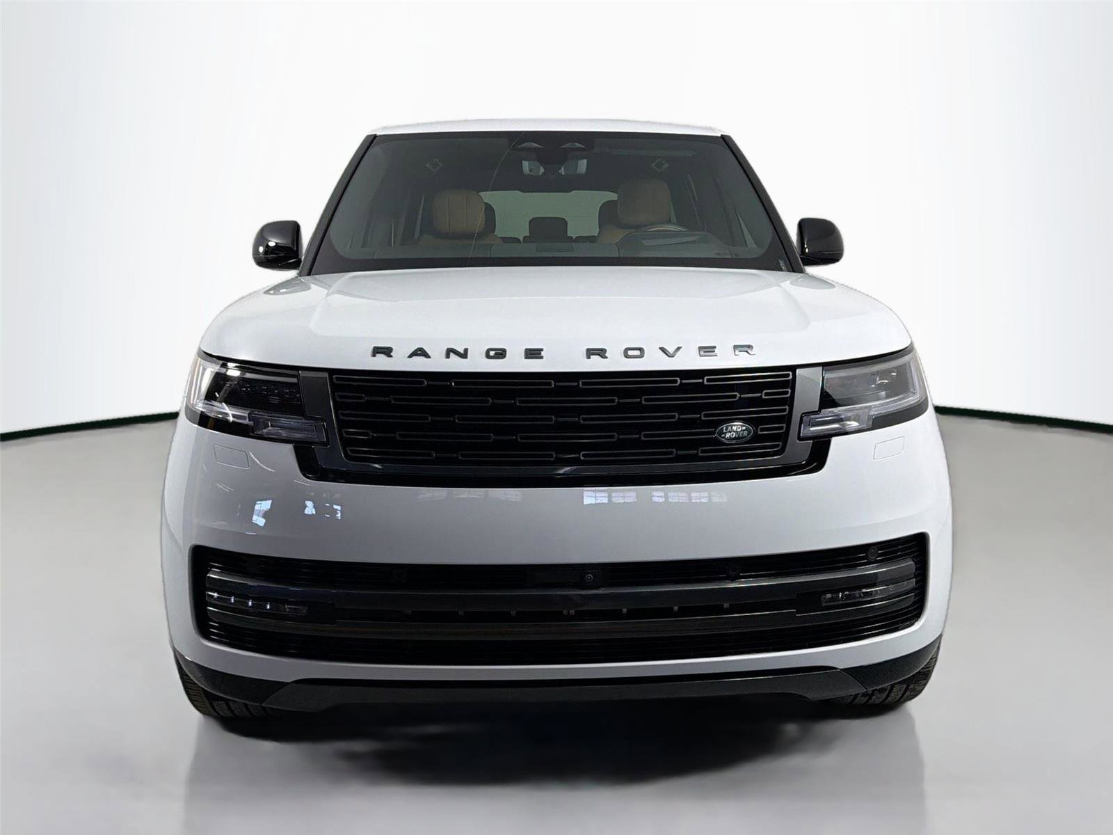 New 2025 Land Rover Range Rover Long Wheelbase SE AWD/4WD image 2