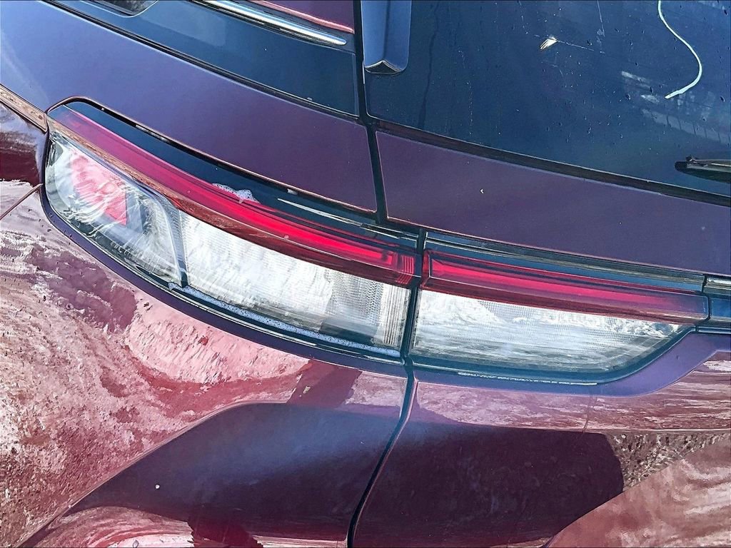 Used 2023 Jeep Grand Cherokee Limited image 26