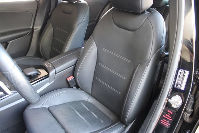 Used 2021 Mercedes-Benz A 220 image 9