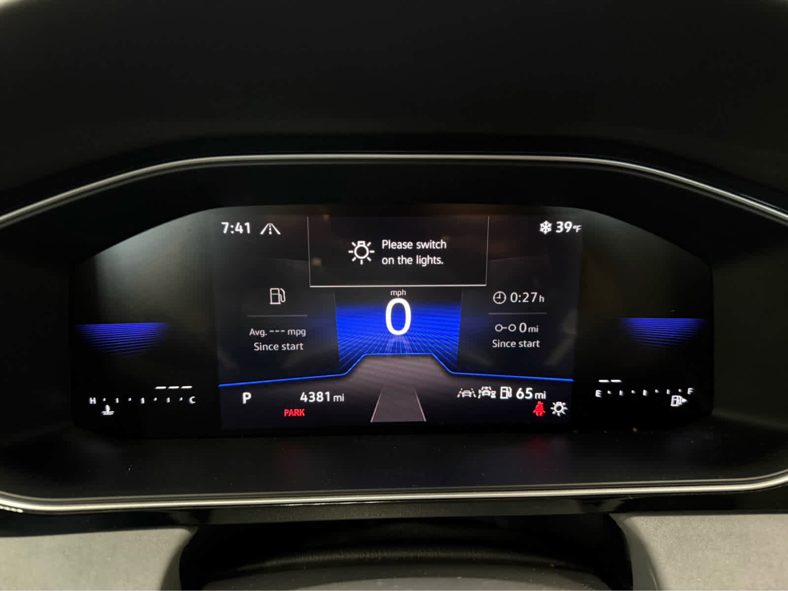 Used 2025 Volkswagen Jetta SE image 14