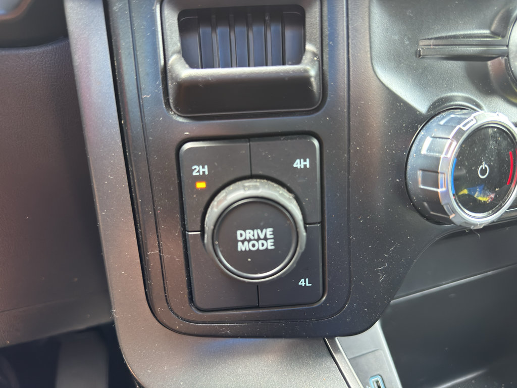 Used 2024 Ford F150 XLT w/ Bed Utility Package AWD/4WD image 31