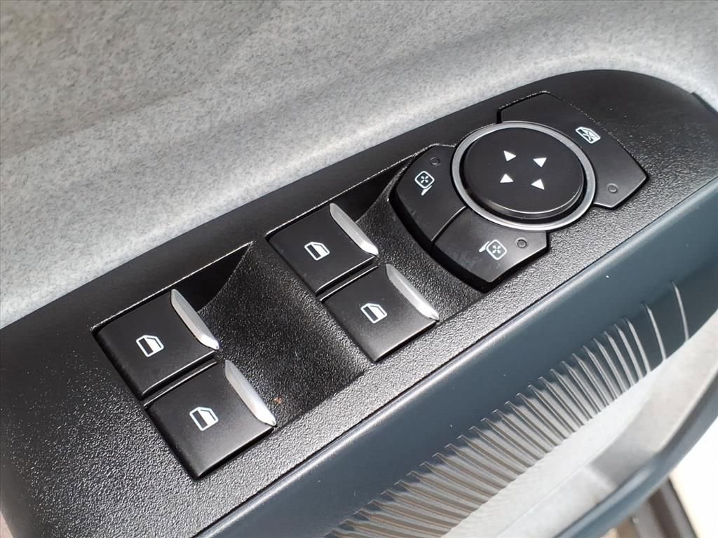 Certified 2022 Ford Maverick XLT w/ Equipment Group 300A Standard image 18