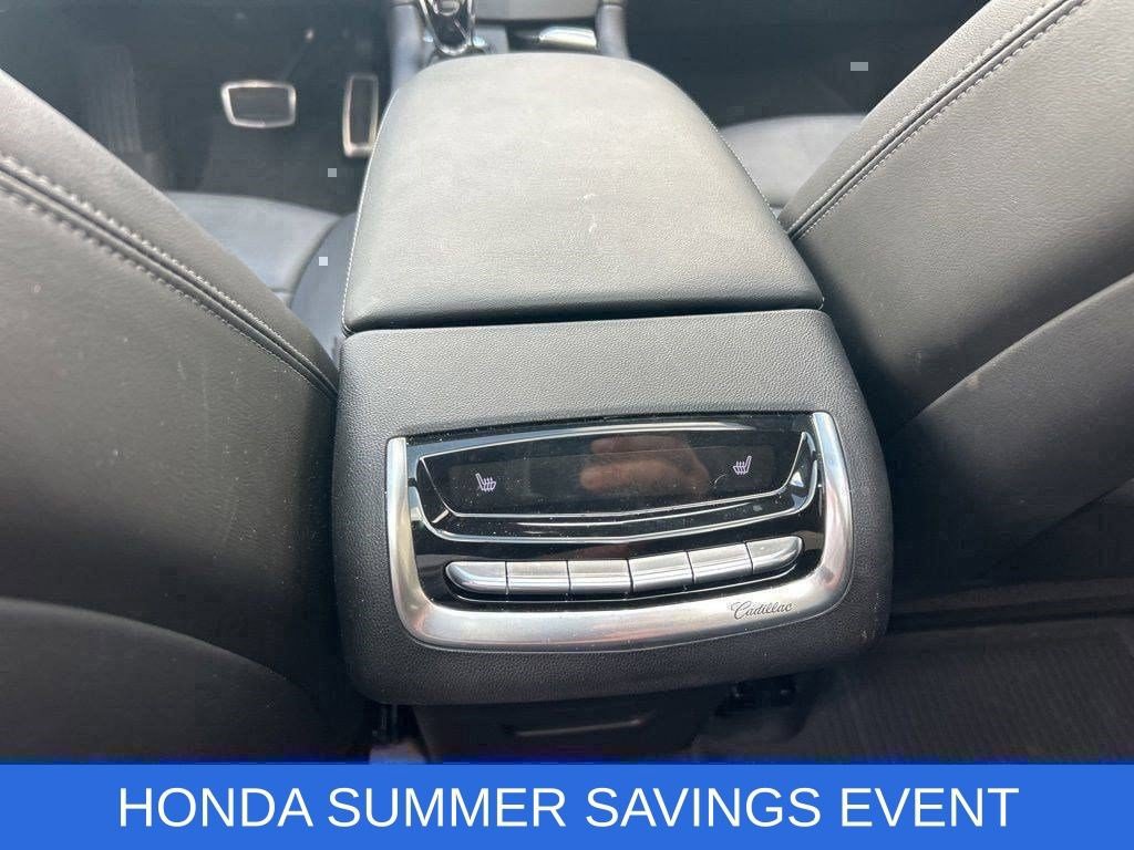 Used 2023 Cadillac XT6 Sport w/ Technology Package AWD/4WD image 12