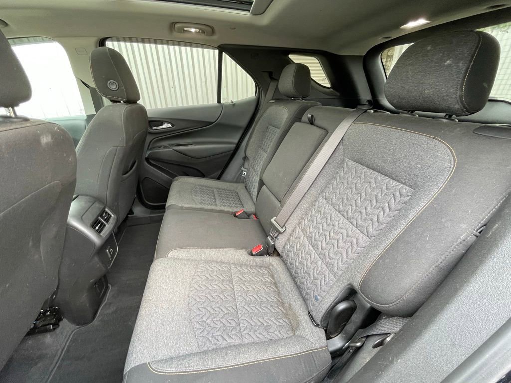 Used 2023 Chevrolet Equinox LT image 27