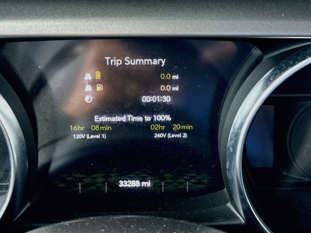 Certified 2023 Jeep Wrangler Unlimited w/ Sun & Screen Package AWD/4WD image 13