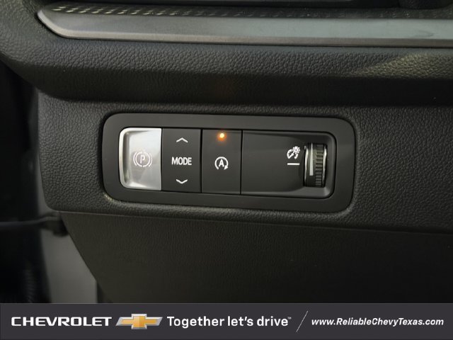 Used 2026 Chevrolet Traverse LT w/ Driver Confidence Package FWD image 25