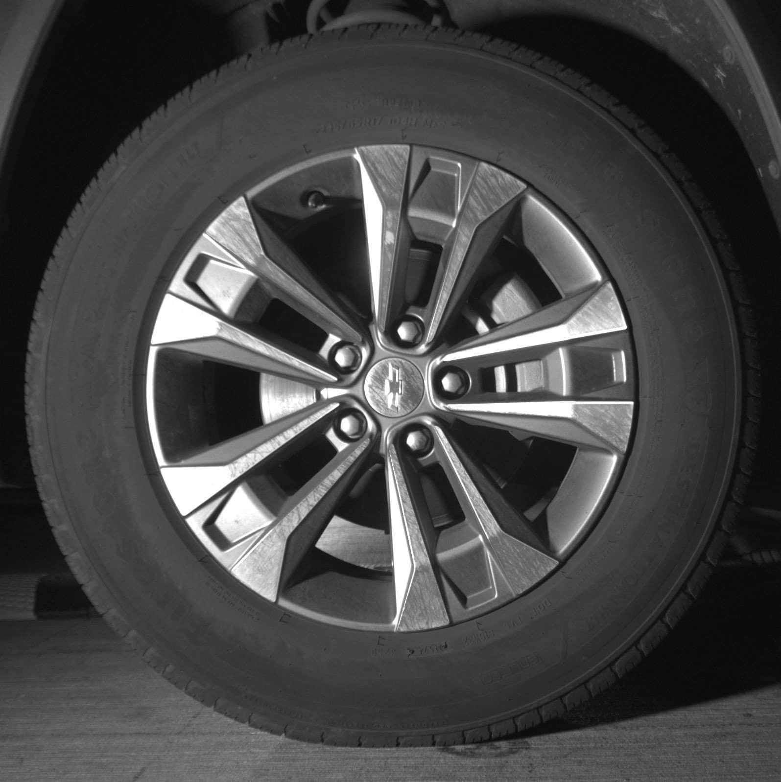 Used 2025 Chevrolet Equinox LT FWD image 16